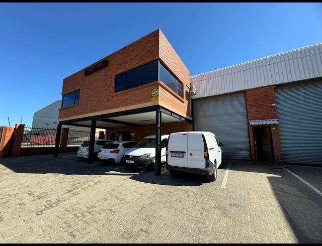 277M² WAREHOUSE SOLD IN STORMILL